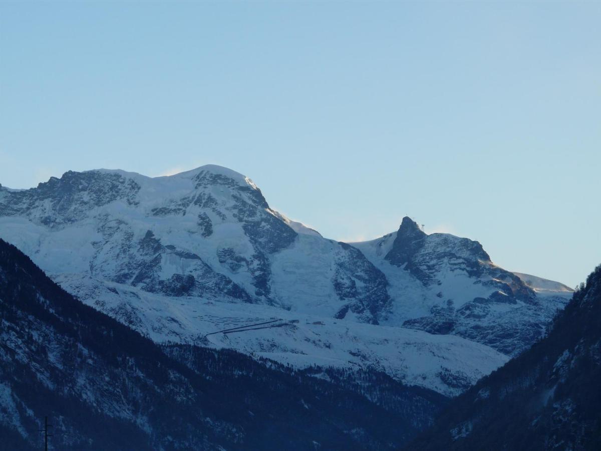 Apartmán Haus Valaisia - Randa Bei Zermatt Exteriér fotografie