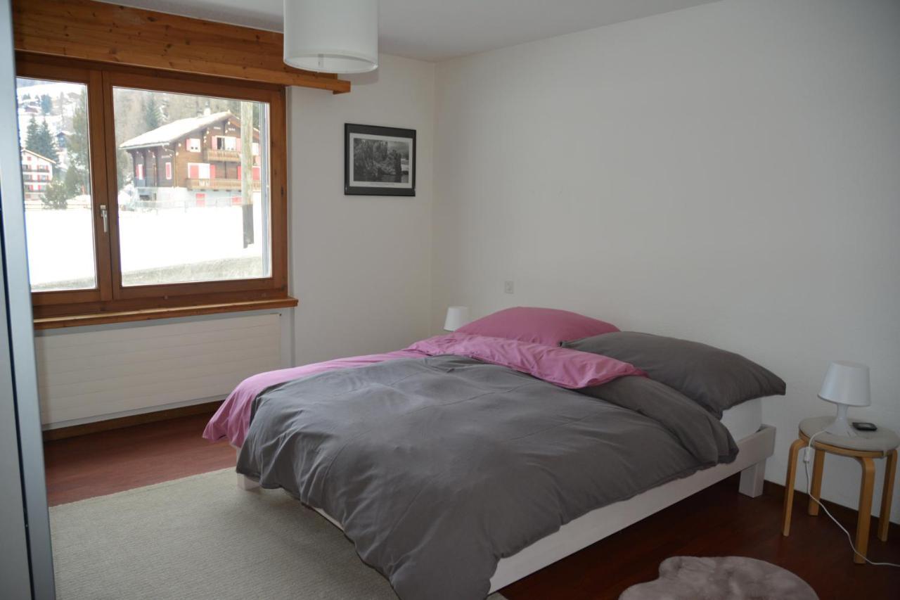 Apartmán Haus Valaisia - Randa Bei Zermatt Exteriér fotografie